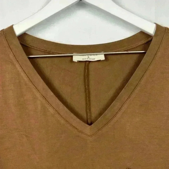 Zenana Women’s Top Dark Caramel L Relaxed Fit V-Neck Leopard Print Pocket Casual - Picture 4 of 8